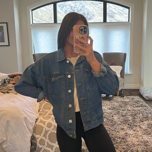 Forever 21 jean jacket size S